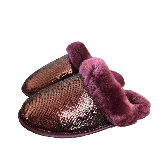 UGG Women's Scuffette II Mirror Ball Sequins Sheepskin Collar Slipper NEW Size 7 - Picture 1 of 9